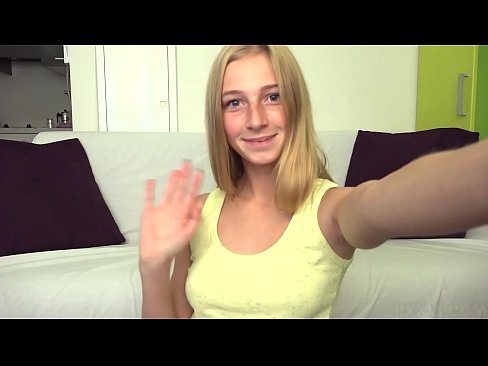 ❤️ Nuair a bhíonn mé leamh déanaim masturbate go leisciúil ar mo phussy bándearg Porn bhaile uainn ga.villagesexvideos.ru