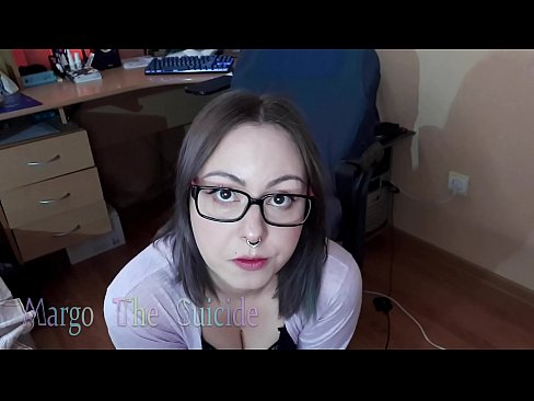 ❤️ Suíonn Cailín Sexy le Gloiní Dildo go domhain ar an gCeamara Porn bhaile uainn ga.villagesexvideos.ru